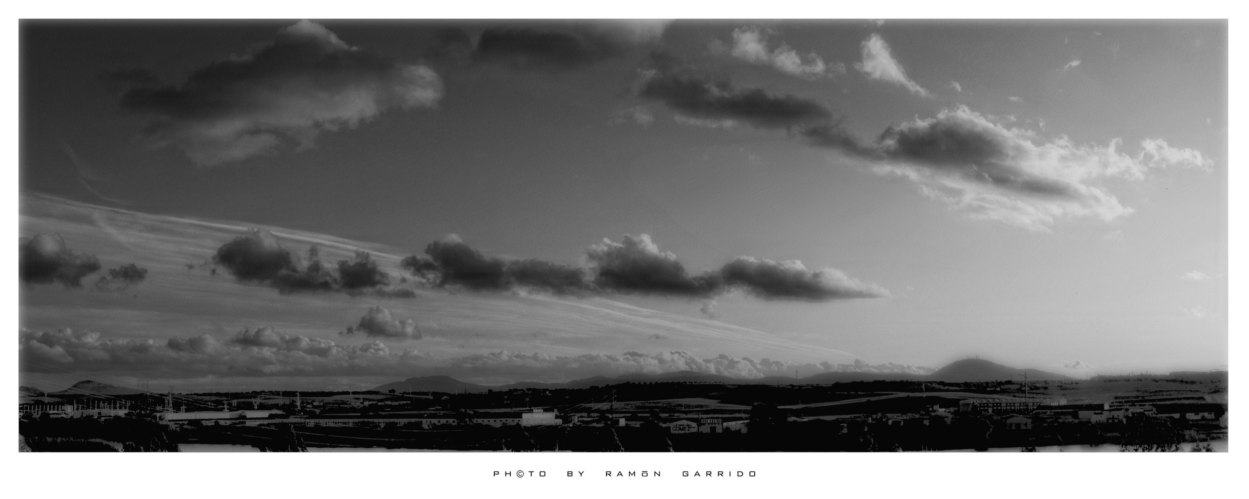 Marzo Merida blanco y negro